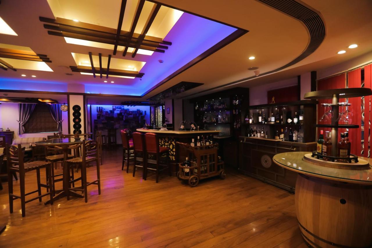 Hotel Saffron Leaf Ντεχραντούν Εξωτερικό φωτογραφία