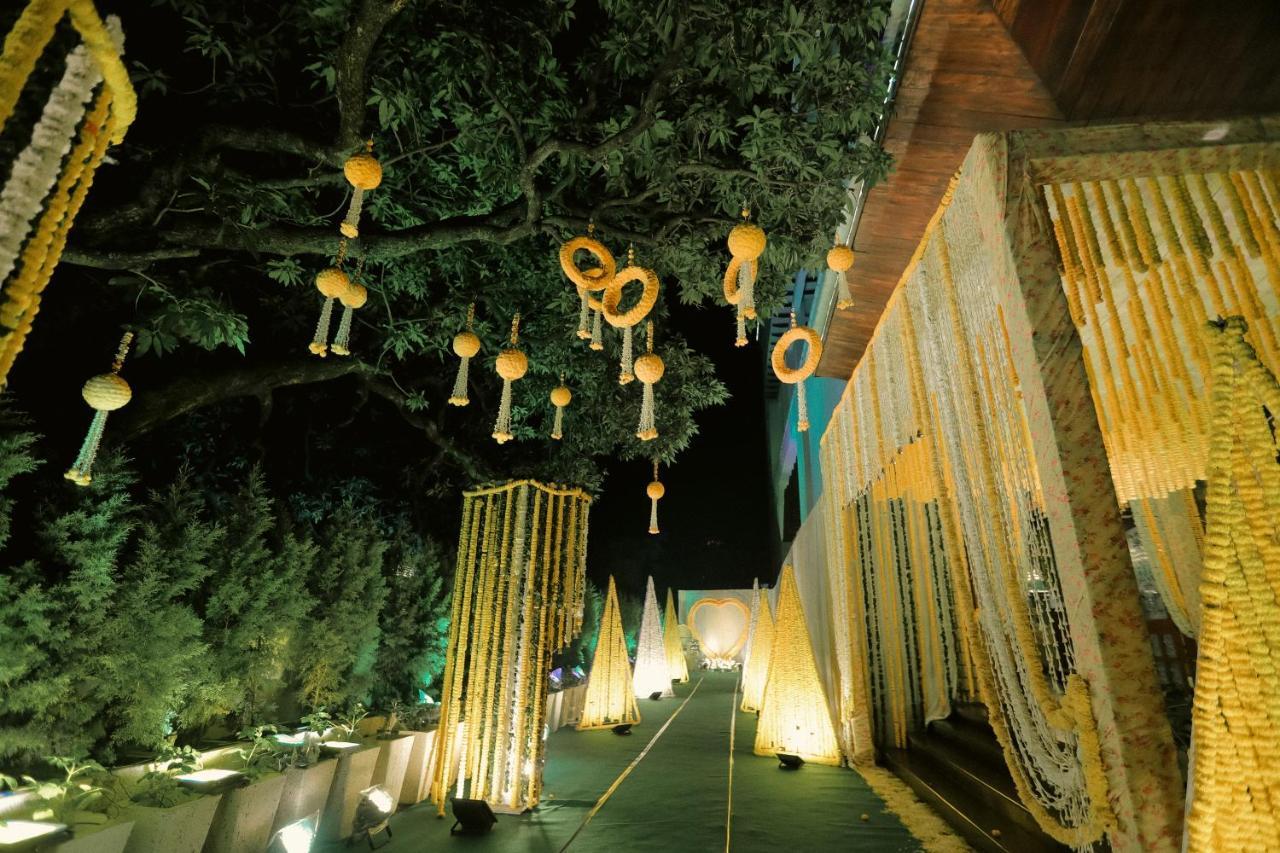 Hotel Saffron Leaf Ντεχραντούν Εξωτερικό φωτογραφία