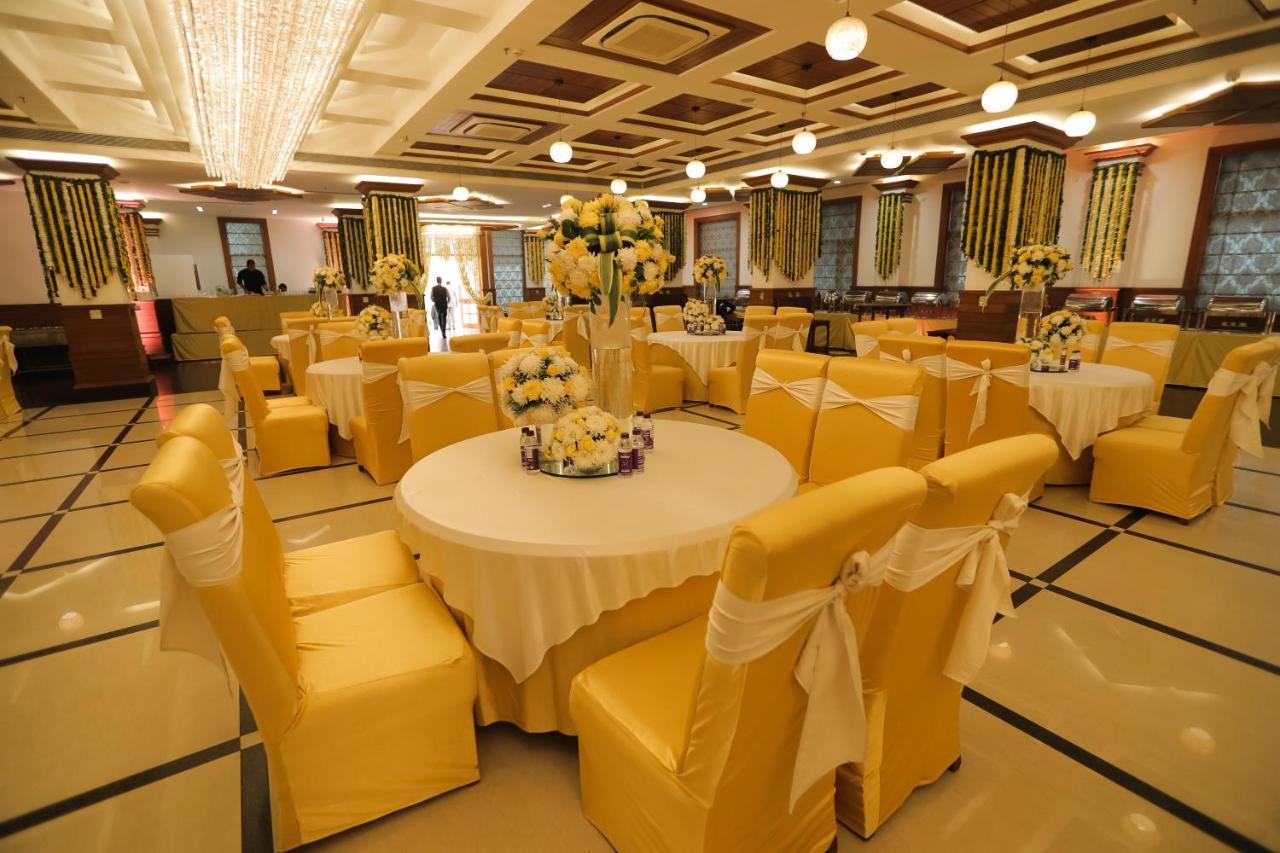 Hotel Saffron Leaf Ντεχραντούν Εξωτερικό φωτογραφία